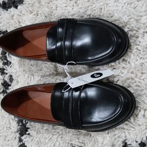 Womens black loafers.  Universal Thread brand.  Size 8.5.  Brand new.